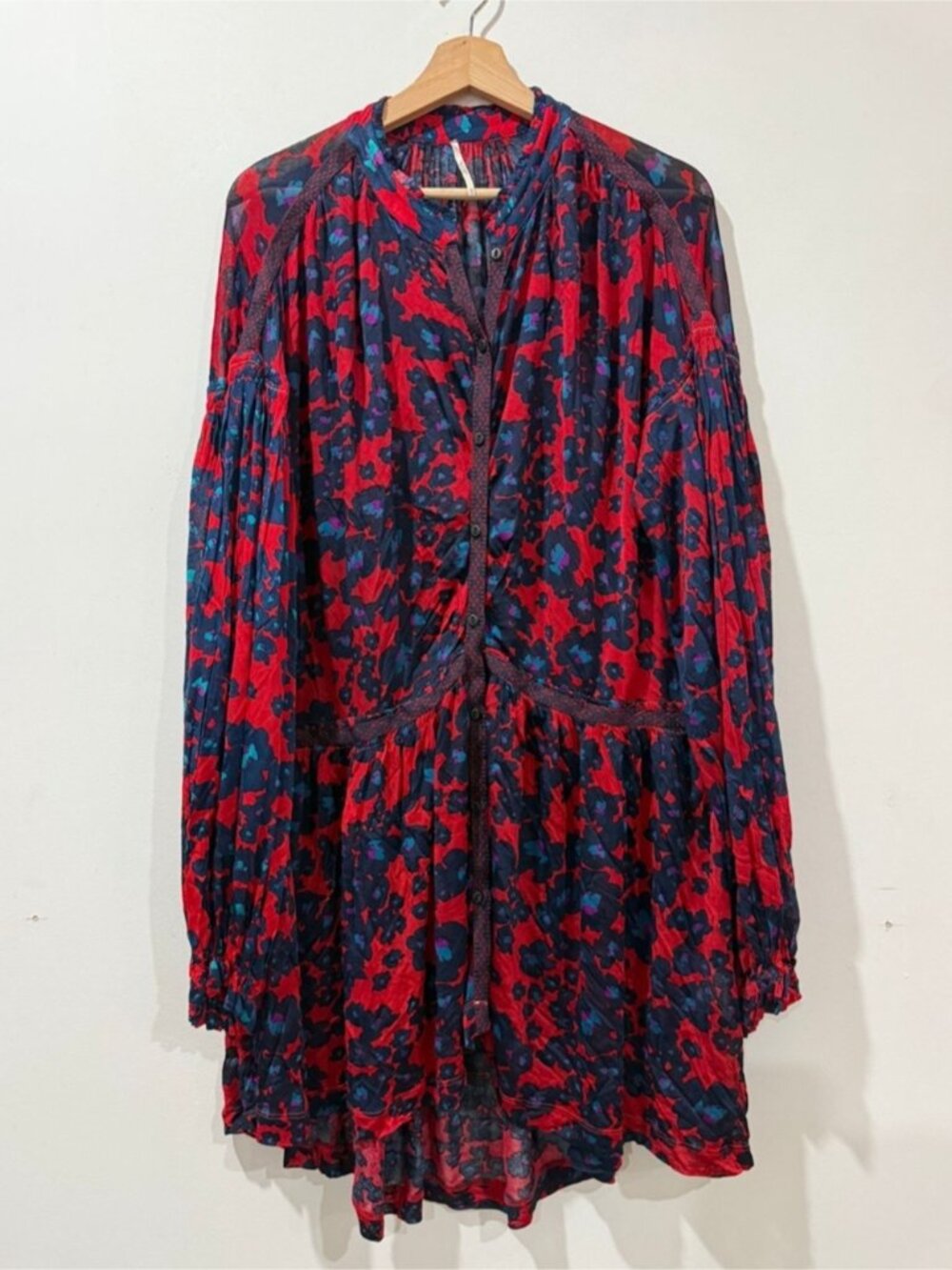 Free People Red Floral Boho Mini Dress Long Sleeve Button Front Size M - Picture 2 of 13